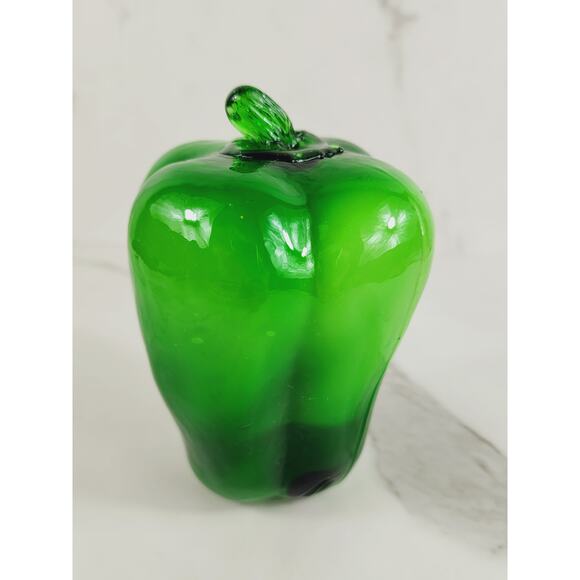 Art Glass Hand Blow Green Bell Pepper Vegetable 5 1/2" Life Size 90s Vintage - Picture 1 of 14